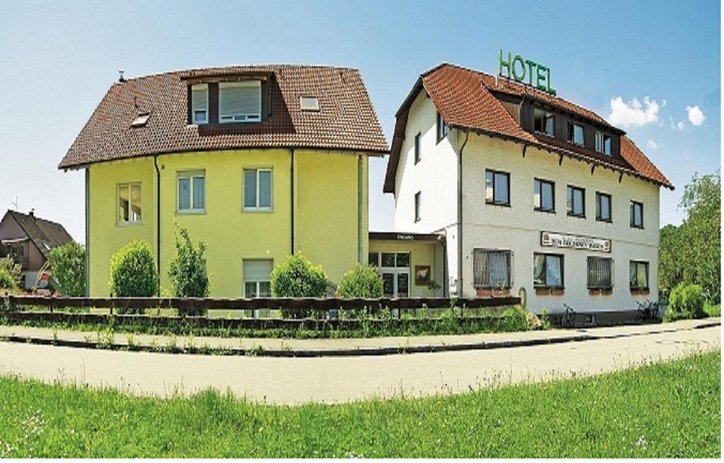 Hotel Zum Goldenen Wagen Maulburg Екстериор снимка